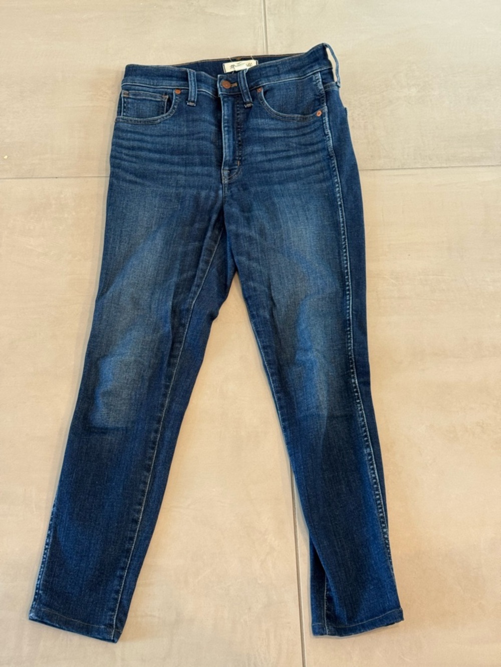 Madewell Straight Leg Jeans in Dark Blue Wash
